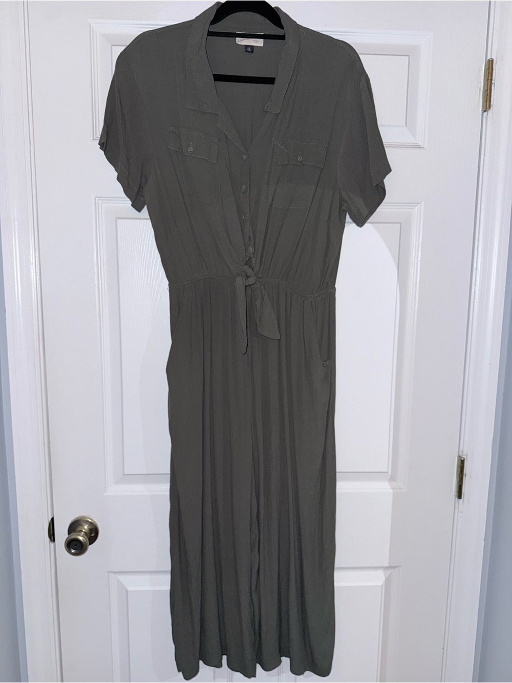 Universal Thread Olive Short-Sleeve Button Front Jumpsuit with Tie Waist